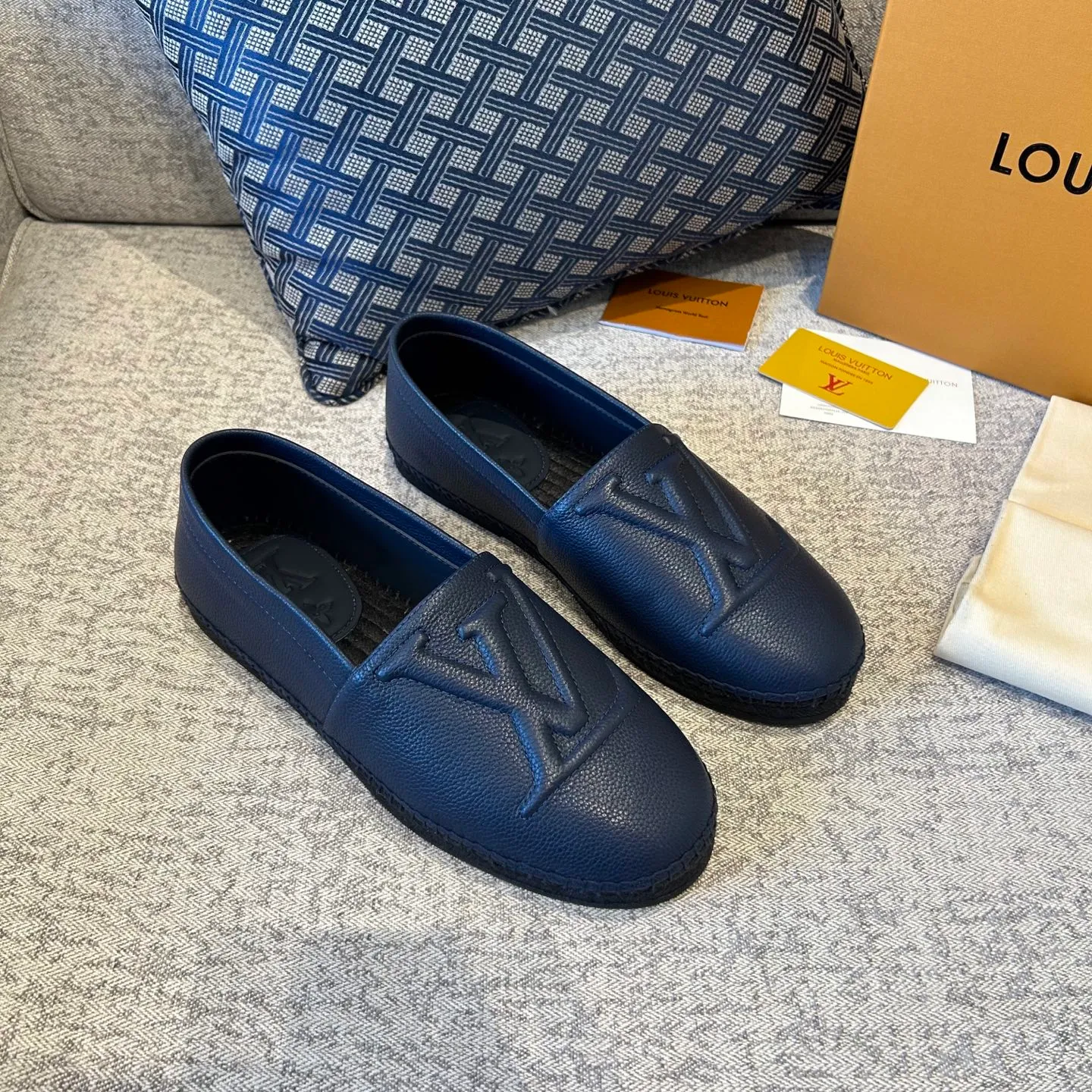 [L Family] Top P: 720💰-Size: 39-44 (customized at 38.45.46) L Family Freesstyle Men's Fisherman Shoes. 2026 Overseas🎆🎆[Spring and Summer New Style: Lv Fisherman Shoes] Material: calf suede, cowhide𥚃, rubber injection process, hemp rope with rubber outsole.